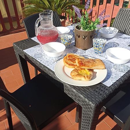 Apartamento La Casa Di Ele, Parcheggio Privato Gratuito La Spezia Exterior foto