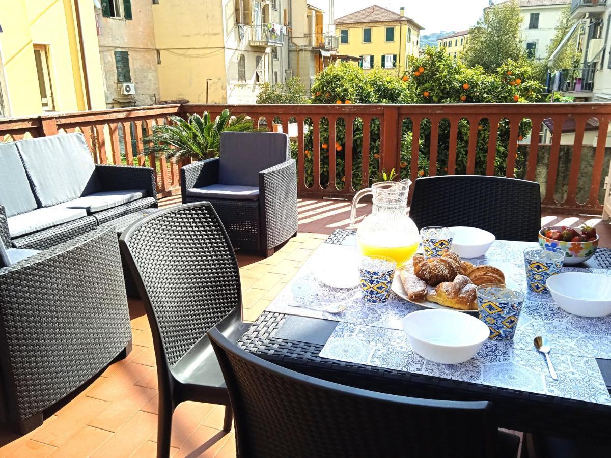 Apartamento La Casa Di Ele, Parcheggio Privato Gratuito La Spezia Exterior foto