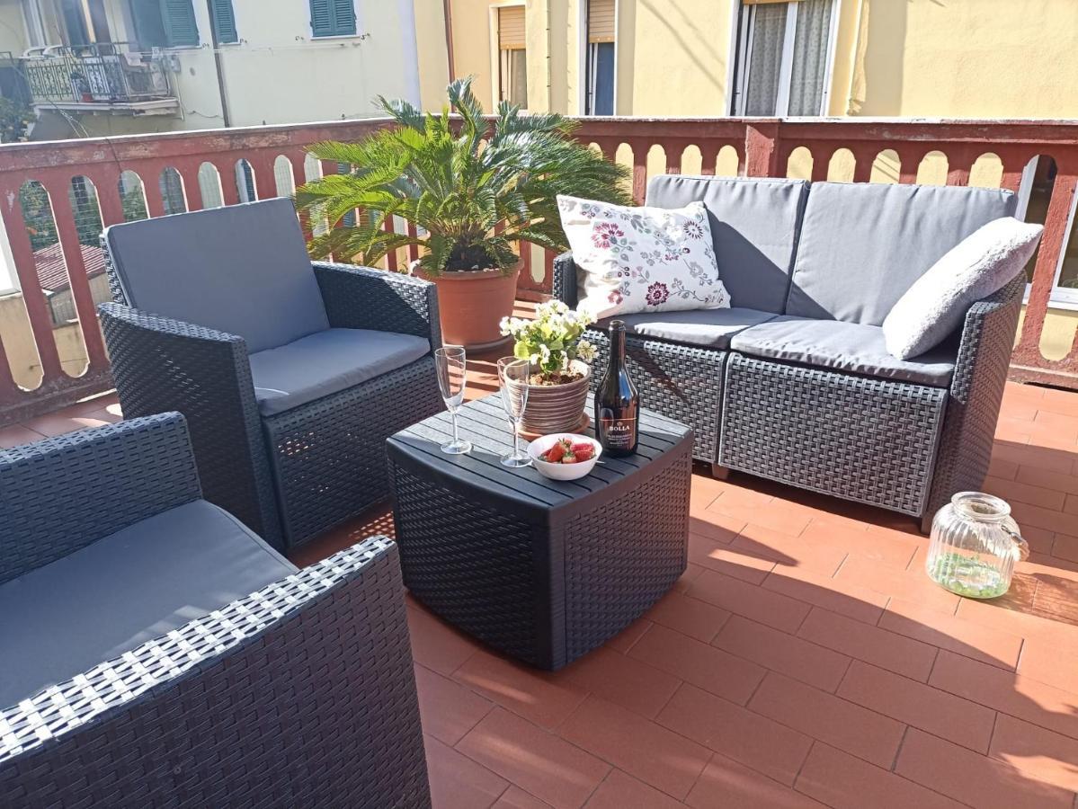 Apartamento La Casa Di Ele, Parcheggio Privato Gratuito La Spezia Exterior foto